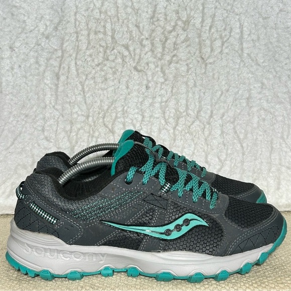 Saucony Shoes - Saucony Womens Grey Grid Raptor TR2 Trail Running Athletic Sneakers Shoes SZ 8.5